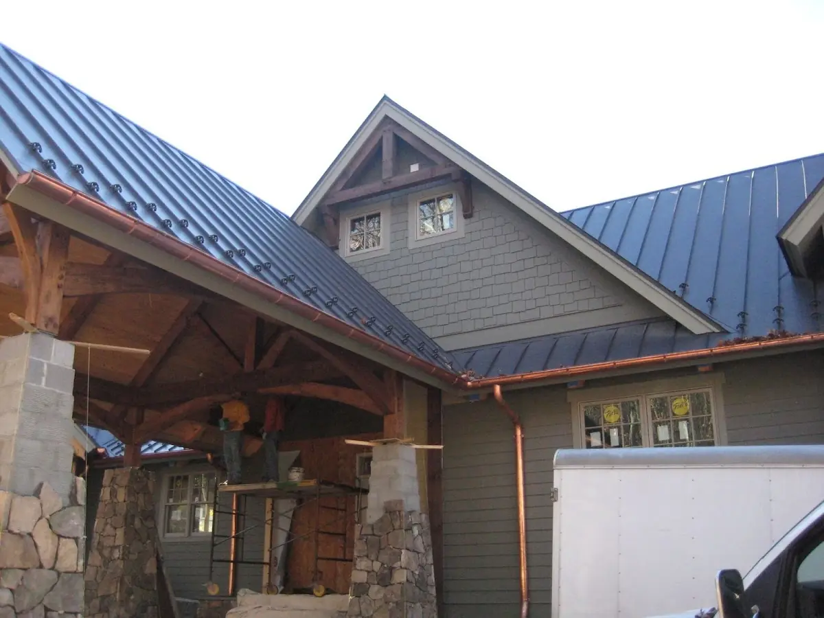 Craftsman Roofing team delivering quality roofing work in Sagamore Forest